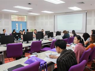 คณะศิลปศาสตร์,มหาวิทยาลัยพะเยา,จัดอบรมพัฒนาศักยภาพครูภาษาจีน,ระดับมัธยมศึกษา