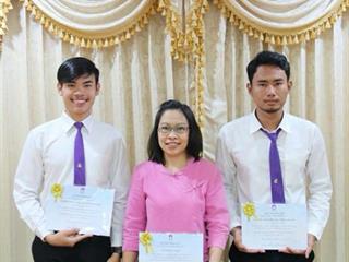 นิสิตสาขาวิชาพัฒนาสังคม,คณะรัฐศาสตร์และสังคมศาสตร์,มหาวิทยาลัยพะเยา,ได้รับรางวัลสหกิจศึกษาดีเด่น,(รางวัลที่,3),ด้านสังคมศาสตร์,มนุษยศาสตร์,และการจัดการ,ประจำปีการศึกษา,2560