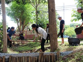 คณะรัฐศาสตร์และสังคมศาสตร์,มหาวิทยาลัยพะเยา,ร่วมดำเนินกิจกรรม,1,คณะ,1,ฝายชะลอน้ำ,ตามรอยพ่อสืบสานพระราชปณิธานในหลวงรัชกาลที่,9,ณ,ห้วยเคียน,โรงเรียนบ้านห้วยเคียน,ต.แม่กา,อ.เมืองพะเยา,จ.พะเยา,
