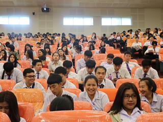 คณะรัฐศาสตร์และสังคมศาสตร์,มหาวิทยาลัยพะเยา,ดำเนินโครงการปัจฉิมนิเทศนิสิตระดับปริญญาตรี,(ภาคปกติ)