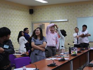 ม.พะเยา,จัดอบรมศิลปะการพูด,พัฒนาบุคลากร,ด้านพิธีกร,และพิธีการ