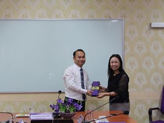 ม.พะเยา,จัดอบรมศิลปะการพูด,พัฒนาบุคลากร,ด้านพิธีกร,และพิธีการ