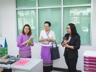 ผู้บริหารและบุคลากรคณะศิลปศาสตร์,มหาวิทยาลัยพะเยาได้ต้อนรับ,อาจารย์,จีรนันท์,ทองเจริญ,จากคณะสิ่งแวดล้อมและทรัพยากรศาสตร์,มหาวิทยาลัยมหิดล