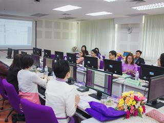 ผู้บริหารและบุคลากรคณะศิลปศาสตร์,มหาวิทยาลัยพะเยาได้ต้อนรับ,อาจารย์,จีรนันท์,ทองเจริญ,จากคณะสิ่งแวดล้อมและทรัพยากรศาสตร์,มหาวิทยาลัยมหิดล