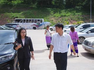 ผู้บริหารและบุคลากรคณะศิลปศาสตร์,มหาวิทยาลัยพะเยาได้ต้อนรับ,อาจารย์,จีรนันท์,ทองเจริญ,จากคณะสิ่งแวดล้อมและทรัพยากรศาสตร์,มหาวิทยาลัยมหิดล