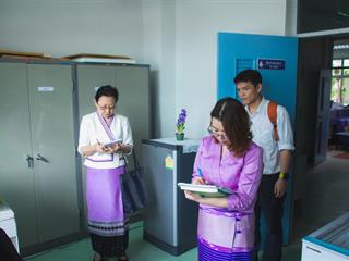 ผู้บริหารและบุคลากรคณะศิลปศาสตร์,มหาวิทยาลัยพะเยาได้ต้อนรับ,อาจารย์,จีรนันท์,ทองเจริญ,จากคณะสิ่งแวดล้อมและทรัพยากรศาสตร์,มหาวิทยาลัยมหิดล