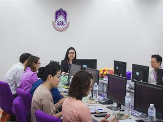 ผู้บริหารและบุคลากรคณะศิลปศาสตร์,มหาวิทยาลัยพะเยาได้ต้อนรับ,อาจารย์,จีรนันท์,ทองเจริญ,จากคณะสิ่งแวดล้อมและทรัพยากรศาสตร์,มหาวิทยาลัยมหิดล
