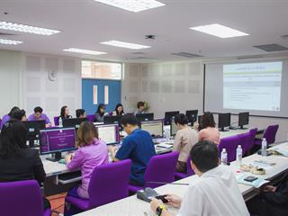 ผู้บริหารและบุคลากรคณะศิลปศาสตร์,มหาวิทยาลัยพะเยาได้ต้อนรับ,อาจารย์,จีรนันท์,ทองเจริญ,จากคณะสิ่งแวดล้อมและทรัพยากรศาสตร์,มหาวิทยาลัยมหิดล