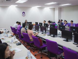 ผู้บริหารและบุคลากรคณะศิลปศาสตร์,มหาวิทยาลัยพะเยาได้ต้อนรับ,อาจารย์,จีรนันท์,ทองเจริญ,จากคณะสิ่งแวดล้อมและทรัพยากรศาสตร์,มหาวิทยาลัยมหิดล