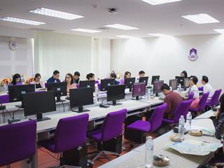 ผู้บริหารและบุคลากรคณะศิลปศาสตร์,มหาวิทยาลัยพะเยาได้ต้อนรับ,อาจารย์,จีรนันท์,ทองเจริญ,จากคณะสิ่งแวดล้อมและทรัพยากรศาสตร์,มหาวิทยาลัยมหิดล