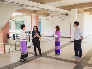 ผู้บริหารและบุคลากรคณะศิลปศาสตร์,มหาวิทยาลัยพะเยาได้ต้อนรับ,อาจารย์,จีรนันท์,ทองเจริญ,จากคณะสิ่งแวดล้อมและทรัพยากรศาสตร์,มหาวิทยาลัยมหิดล