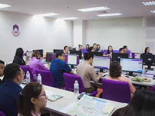 ผู้บริหารและบุคลากรคณะศิลปศาสตร์,มหาวิทยาลัยพะเยาได้ต้อนรับ,อาจารย์,จีรนันท์,ทองเจริญ,จากคณะสิ่งแวดล้อมและทรัพยากรศาสตร์,มหาวิทยาลัยมหิดล