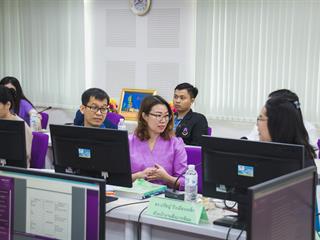 ผู้บริหารและบุคลากรคณะศิลปศาสตร์,มหาวิทยาลัยพะเยาได้ต้อนรับ,อาจารย์,จีรนันท์,ทองเจริญ,จากคณะสิ่งแวดล้อมและทรัพยากรศาสตร์,มหาวิทยาลัยมหิดล