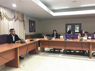 รศ.ดร.ชาลี,ทองเรือง,รองอธิการบดีฝ่ายบริหาร,นำทีมเจ้าหน้าที่กองกลาง,ประชุมสร้างความเข้าใจเพื่อพัฒนาประสิทธิภาพบุคลากรกองกลางให้เกิดประโยชน์สูงสุด,ต่อการให้บริการแก่นิสิต,และบุคลากรมหาวิทยาลัยพะเยา,