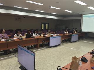 รศ.ดร.ชาลี,ทองเรือง,รองอธิการบดีฝ่ายบริหาร,นำทีมเจ้าหน้าที่กองกลาง,ประชุมสร้างความเข้าใจเพื่อพัฒนาประสิทธิภาพบุคลากรกองกลางให้เกิดประโยชน์สูงสุด,ต่อการให้บริการแก่นิสิต,และบุคลากรมหาวิทยาลัยพะเยา,