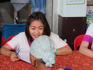 คณะแพทยศาสตร์,ม.พะเยา,ลงพื้นที่ดำเนินโครงการ,“หมู่บ้านสุขภาพดีเฉลิมพระเกียรติ,60,พรรษา,สมเด็จพระเทพรัตนราชสุดาฯ,สยามบรมราชกุมารี”,ผลักดันการสร้างสุขภาพชุมชนท้องถิ่นจังหวัดแม่ฮ่องสอน,,