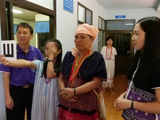 คณะแพทยศาสตร์,ม.พะเยา,ลงพื้นที่ดำเนินโครงการ,“หมู่บ้านสุขภาพดีเฉลิมพระเกียรติ,60,พรรษา,สมเด็จพระเทพรัตนราชสุดาฯ,สยามบรมราชกุมารี”,ผลักดันการสร้างสุขภาพชุมชนท้องถิ่นจังหวัดแม่ฮ่องสอน,,