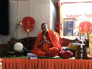มหาวิทยาลัยพะเยา,ถวายธรรมมาสน์,วัดแม่ขะจาน
