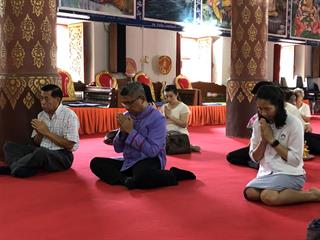 มหาวิทยาลัยพะเยา,ถวายธรรมมาสน์,วัดแม่ขะจาน