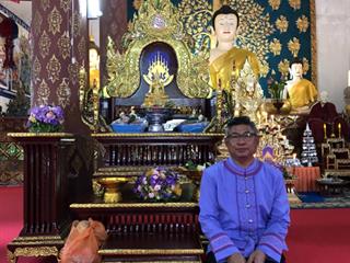 มหาวิทยาลัยพะเยา,ถวายธรรมมาสน์,วัดแม่ขะจาน