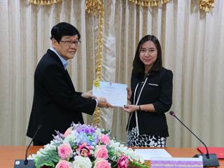 โครงการมอบเงินรางวัลและเกียรติบัตรนิสิตสหกิจศึกษา