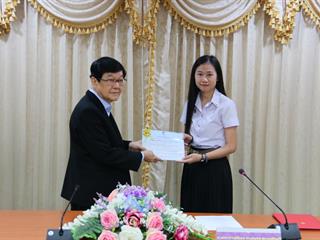 โครงการมอบเงินรางวัลและเกียรติบัตรนิสิตสหกิจศึกษา