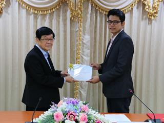 โครงการมอบเงินรางวัลและเกียรติบัตรนิสิตสหกิจศึกษา