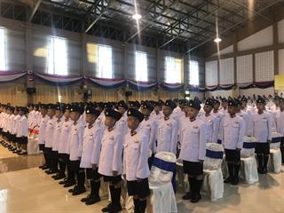 รองอธิการบดีฝ่ายกิจการพิเศษ,มหาวิทยาลัยพะเยา,เข้าร่วมงานวันเกียรติยศ,พร้อมพิธีประดับเครื่องหมายและหมวกเครื่องแบบราชพิธี,ให้กับนักเรียนชั้นมัธยมศึกษาปีที่,1,และปีที่,4,ใหม่,โรงเรียนเฉลิมพระเกียรติสมเด็จพระศรีนครินทร์,พะเยา
