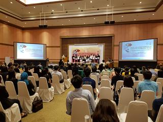 นิสิตแผนการเรียนตรีควบโท,หลักสูตร,วท.,ม.,วิทยาศาสตร์สิ่งแวดล้อม,ม.พะเยา,ได้รับรางวัล,outstanding,poster,presentation,ในงานประชุมวิชาการนานาชาติ