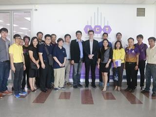 ...คณะเทคโนโลยีสารสนเทศและการสื่อสาร,มหาวิทยาลัยพะเยา,จัดโครงการพัฒนาการเรียน,การสอนและการประเมินผล,สำหรับอาจารย์ผู้สอน,ในหัวข้อ,“กระบวนการ,และเทคโนโลยีสำหรับการเรียนการสอน,ในศตวรรษที่,21”,ส่งเสริมให้อาจารย์นำสื่อสมัยใหม่และเทคโนโลยีมาใช้ใน,,,,การจัดการเรียนการสอน...