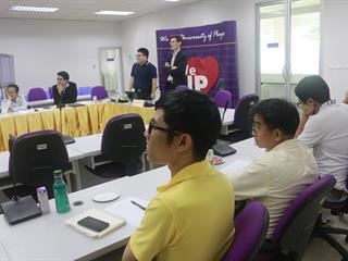 ...คณะเทคโนโลยีสารสนเทศและการสื่อสาร,มหาวิทยาลัยพะเยา,จัดโครงการพัฒนาการเรียน,การสอนและการประเมินผล,สำหรับอาจารย์ผู้สอน,ในหัวข้อ,“กระบวนการ,และเทคโนโลยีสำหรับการเรียนการสอน,ในศตวรรษที่,21”,ส่งเสริมให้อาจารย์นำสื่อสมัยใหม่และเทคโนโลยีมาใช้ใน,,,,การจัดการเรียนการสอน...