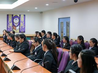 สัมภาษณ์คัดเลือกนิสิตหลักสูตรพยาบาลศาสตรบัณฑิต,สาขาวิชาพยาบาลศาสตร์,,คณะพยาบาลศาสตร์,มหาวิทยาลัยพะเยา,เพื่อพิจารณาบรรจุและแต่งตั้งเป็น,,พนักงานประจำสายปฏิบัติการ,ตำแหน่งพยาบาล,สายงานบริการสุขภาพ,,สังกัด,ศูนย์การแพทย์และโรงพยาบาลมหาวิทยาลัยพะเยา