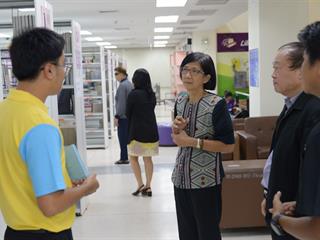 วิทยาลัยพลังงานและสิ่งแวดล้อม,มหาวิทยาลัยพะเยา,และคณะกรรมการสภาวิศวกร,เข้าเยี่ยมชมศูนย์บรรณสารและสื่อการศึกษา,มหาวิทยาลัยพะเยา