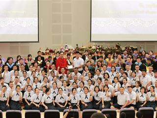 โรงเรียนสาธิตฯ,จัดพิธีประณตจิต,ปูชิตคุณาจารย์,และประดับเครื่องหมายมหาวิทยาลัย,