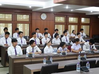 คณะรัฐศาสตร์และสังคมศาสตร์,มหาวิทยาลัยพะเยา,ดำเนินโครงการส่งเสริมและพัฒนากิจการนิสิต,กิจกรรมที่,4,“พัฒนาศักยภาพผู้นำกิจกรรมนิสิต”