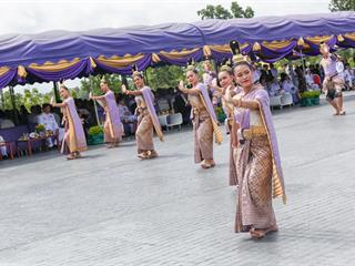 ครบรอบ,8,ปี,แห่งการสถาปนามหาวิทยาลัยพะเยา,,“8,ปีแห่งปัญญา,สร้างสรรค์และพัฒนาสู่ชุมชน”