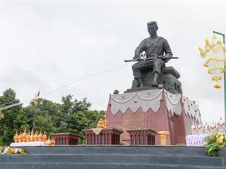 ครบรอบ,8,ปี,แห่งการสถาปนามหาวิทยาลัยพะเยา,,“8,ปีแห่งปัญญา,สร้างสรรค์และพัฒนาสู่ชุมชน”