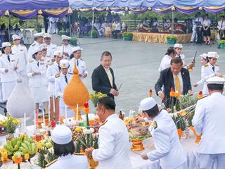 ครบรอบ,8,ปี,แห่งการสถาปนามหาวิทยาลัยพะเยา,,“8,ปีแห่งปัญญา,สร้างสรรค์และพัฒนาสู่ชุมชน”