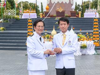 ครบรอบ,8,ปี,แห่งการสถาปนามหาวิทยาลัยพะเยา,,“8,ปีแห่งปัญญา,สร้างสรรค์และพัฒนาสู่ชุมชน”