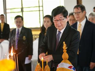 มหาวิทยาลัยพะเยา,จัดพิธีสักการะบูชาพระพุทธภุชคารักษ์,พระพุทธรูปประจำมหาวิทยาลัยพะเยาและพิธีสักการะสมเด็จพระนเรศวรมหาราช