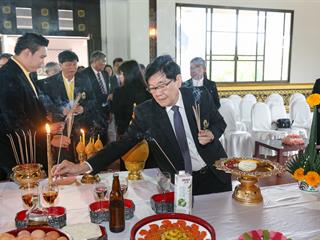 มหาวิทยาลัยพะเยา,จัดพิธีสักการะบูชาพระพุทธภุชคารักษ์,พระพุทธรูปประจำมหาวิทยาลัยพะเยาและพิธีสักการะสมเด็จพระนเรศวรมหาราช
