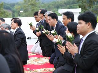 มหาวิทยาลัยพะเยา,จัดพิธีสักการะบูชาพระพุทธภุชคารักษ์,พระพุทธรูปประจำมหาวิทยาลัยพะเยาและพิธีสักการะสมเด็จพระนเรศวรมหาราช