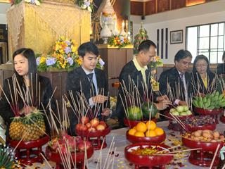 มหาวิทยาลัยพะเยา,จัดพิธีสักการะบูชาพระพุทธภุชคารักษ์,พระพุทธรูปประจำมหาวิทยาลัยพะเยาและพิธีสักการะสมเด็จพระนเรศวรมหาราช
