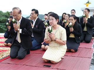 มหาวิทยาลัยพะเยา,จัดพิธีสักการะบูชาพระพุทธภุชคารักษ์,พระพุทธรูปประจำมหาวิทยาลัยพะเยาและพิธีสักการะสมเด็จพระนเรศวรมหาราช