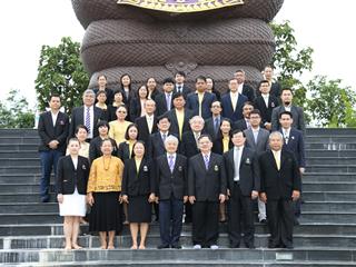 มหาวิทยาลัยพะเยา,จัดพิธีสักการะบูชาพระพุทธภุชคารักษ์,พระพุทธรูปประจำมหาวิทยาลัยพะเยาและพิธีสักการะสมเด็จพระนเรศวรมหาราช