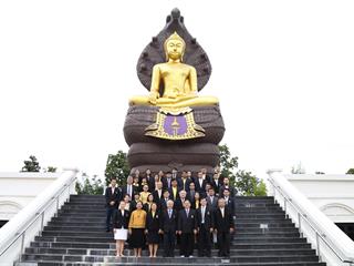 มหาวิทยาลัยพะเยา,จัดพิธีสักการะบูชาพระพุทธภุชคารักษ์,พระพุทธรูปประจำมหาวิทยาลัยพะเยาและพิธีสักการะสมเด็จพระนเรศวรมหาราช