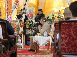 นายณรงค์ศักดิ์,โอสถธนากร,,ผู้ว่าราชการจังหวัดพะเยา,ในพิธีสืบชะตาต้อนรับการเข้ารับตำแหน่งผู้ว่าฯคนใหม่