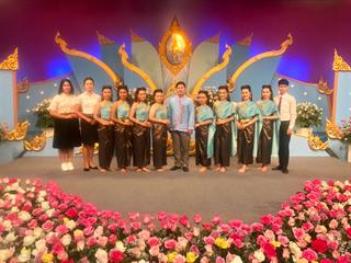 นิสิตมหาวิทยาลัยพะเยา,บันทึกเทปรำถวายพระพร,ชุด,“พระมิ่งขวัญปวงประชานิรันดร”,เนื่องในวันเฉลิมพระชนมพรรษา,สมเด็จพระนางเจ้าฯพระบรมราชินีนาถ,ในรัชกาลที่,9,วันที่,12,สิงหาคม,2561,ณ,สถานีวิทยุโทรทัศน์แห่งประเทศไทย,จังหวัดเชียงใหม่,(ช่อง,11)