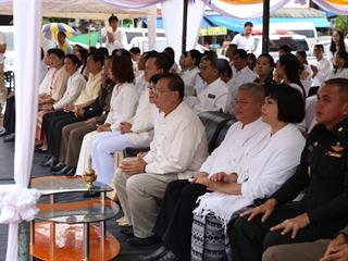 มหาวิทยาลัยพะเยา,ร่วมทำบุญตักบาตรวันอาสาฬหบูชา,ประจำปี,2561,ร่วมกับจังหวัดพะเยา