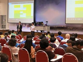 คณะเทคโนโลยีสารสนเทศและการสื่อสาร,มหาวิทยาลัยพะเยา,จัดกิจกรรมผู้บริหารพบผู้ปกครองนิสิตใหม่,ประจำปีการศึกษา,2561,เพื่อแนะนำข้อมูลเบื้องต้นของคณะฯ,และตอบข้อซักถาม